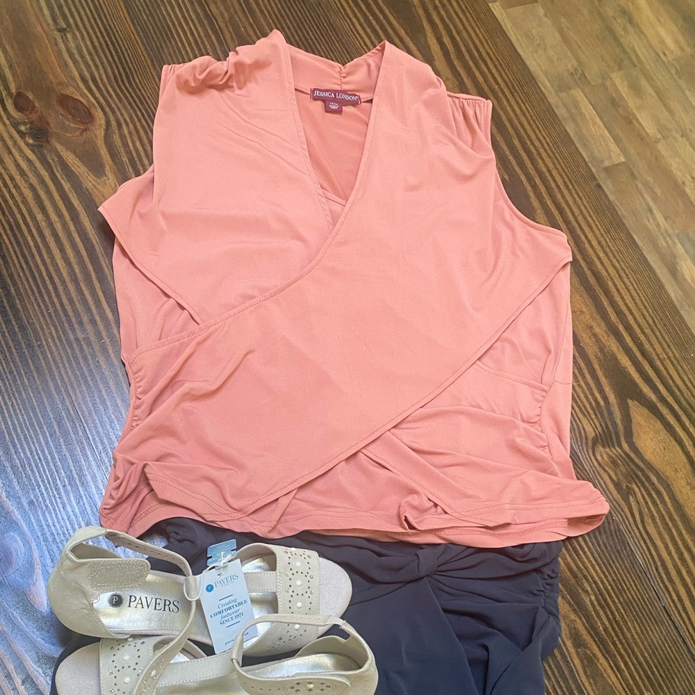 Jessica London Peach sleeveless blouse